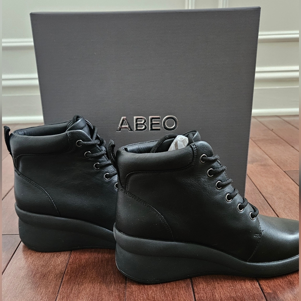 NEW! Abeo Women's Passage Lace Up Boot